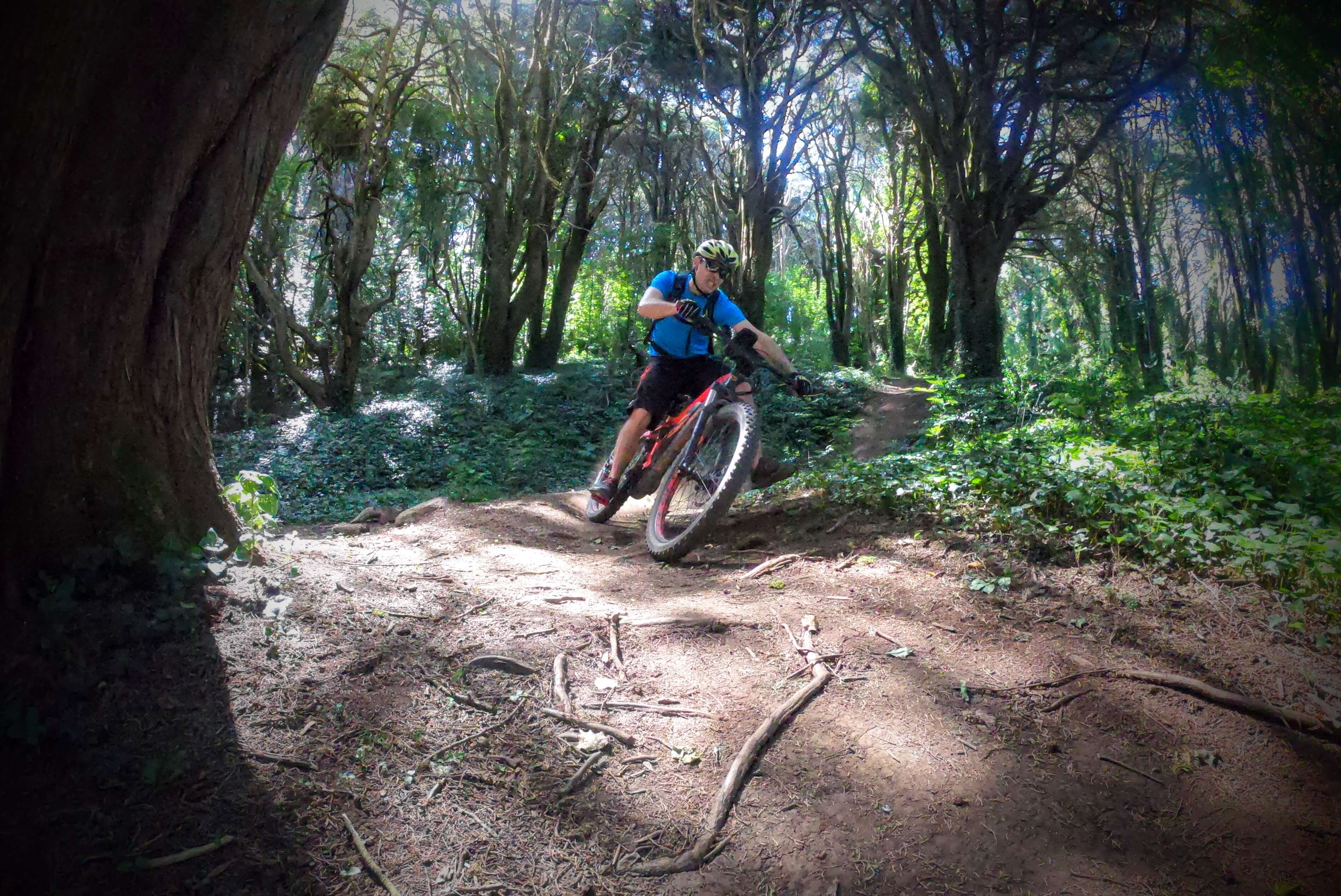 Sweet berms on Fofinho trail